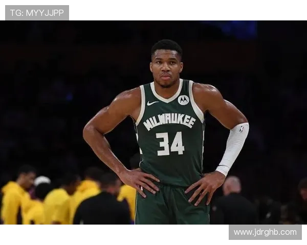 雄鹿连续签下字母哥兄弟背后原因是字母哥超级影响力驱动